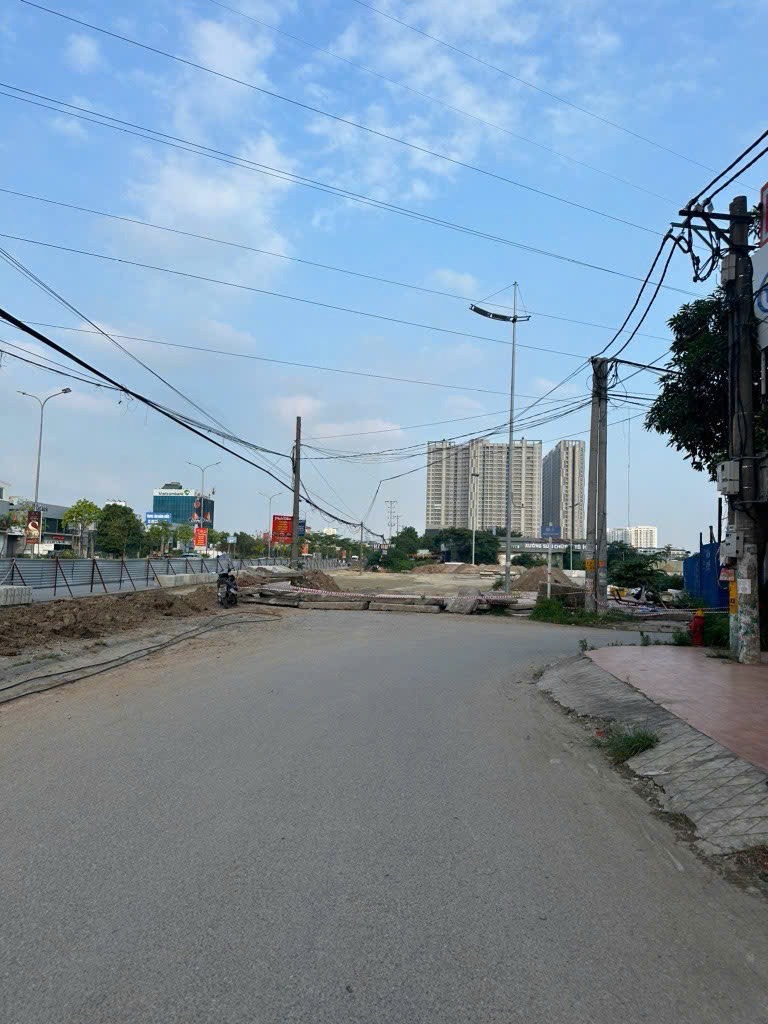 Bán Đất Mặt Đường Quốc Lộ 32 - Vị Trí Vàng Kinh Doanh
