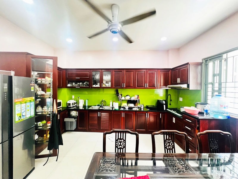 Nhà Mặt Tiền 4 Tầng Tân Bình - Nguyễn Thanh Tuyền, 77m2 - Giá 14 tỷ TL