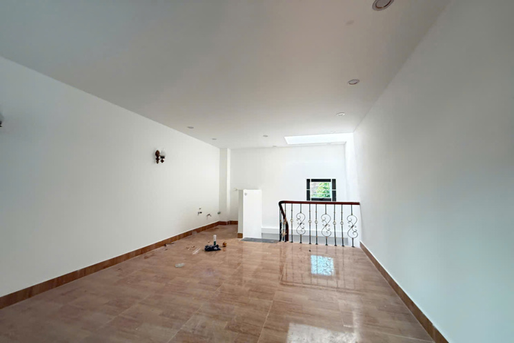 SIÊU PHẨM HOÀNG SÂM, NGÕ NÔNG, GẦN PHỐ, VIEW THOÁNG MÁT, FULL NỘI THẤT 34 m, 4 tầng, mt 3.6m, 7,35