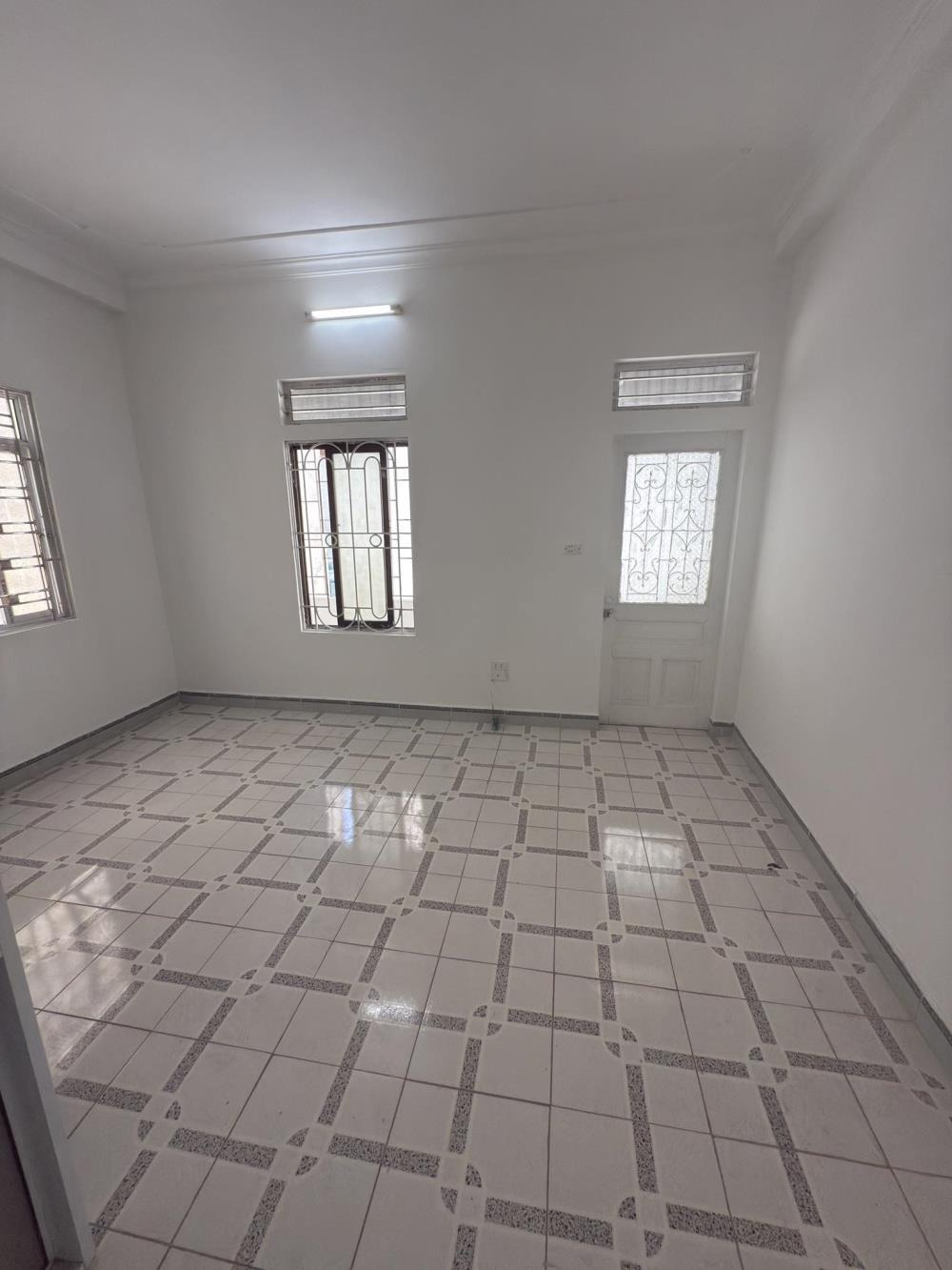 Bán nhà Vĩnh Hưng, Hoàng Mai - 30m2, Lô Góc, 5.2 Tỷ - Full Nội Thất