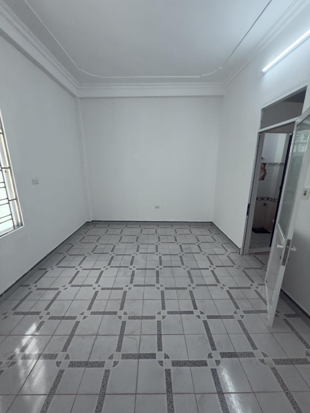 Bán nhà Vĩnh Hưng, Hoàng Mai - 30m2, Lô Góc, 5.2 Tỷ - Full Nội Thất