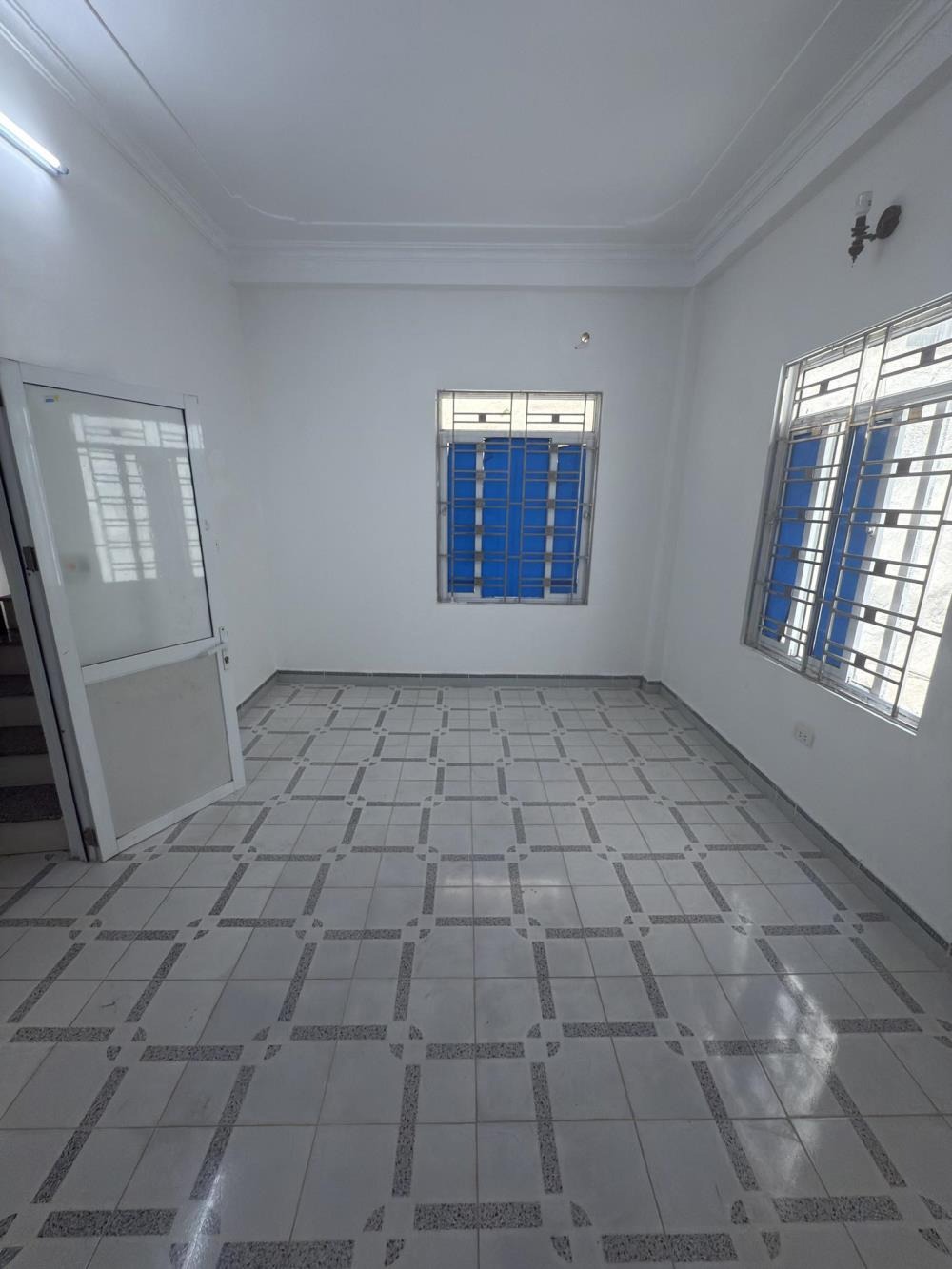 Bán nhà Vĩnh Hưng, Hoàng Mai - 30m2, Lô Góc, 5.2 Tỷ - Full Nội Thất