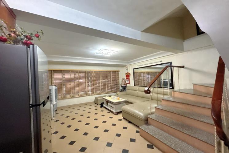 Bán Nhà An Xá 24/30m2. 6 tầng. mặt tiền 4.1m. giá 6.8 tỷ Ba Đình Hà Nội