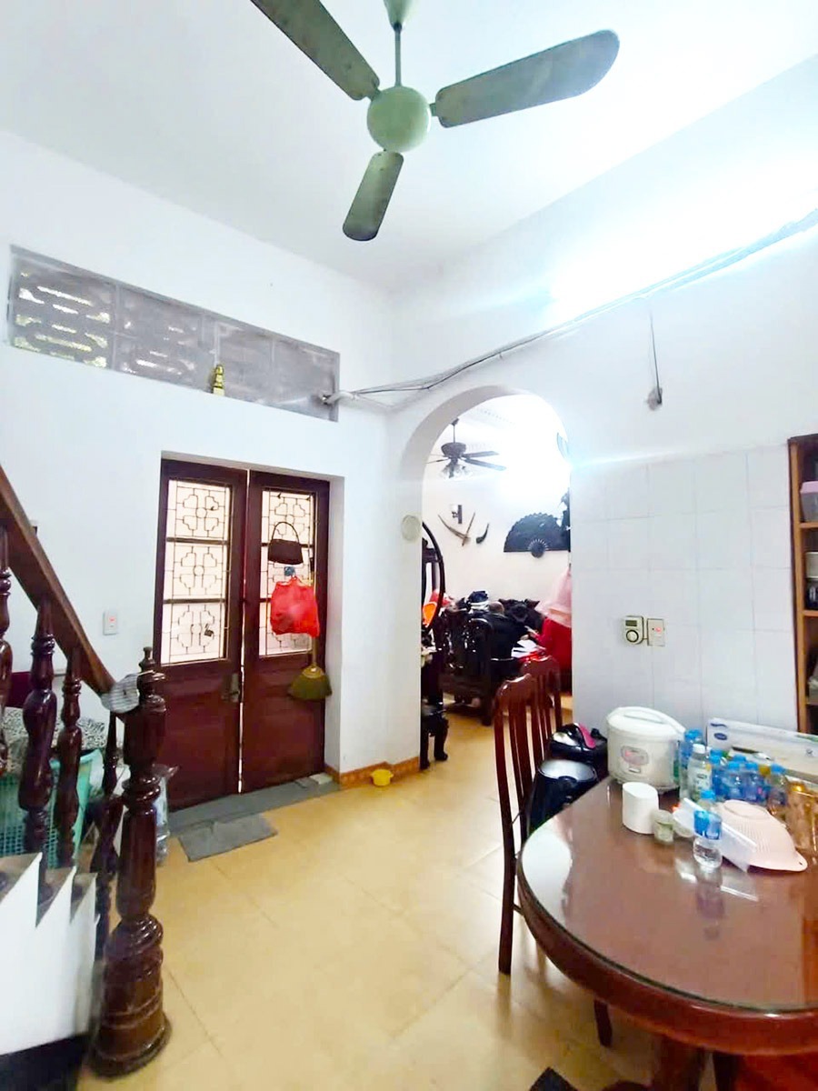 Bán Nhà Góc Võ Thị Sáu, Hai Bà Trưng - 103m2, Ô Tô Vào, Biệt Thự/CHDV