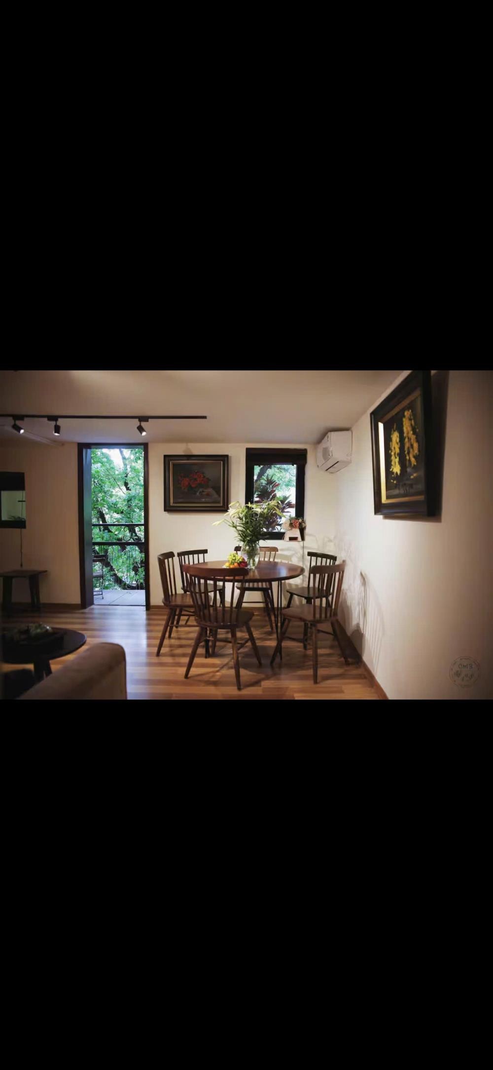 Bán nhà mặt phố Lê Thái Tổ, Hoàn Kiếm - 100m² x 3 tầng - 16 tỷ - View Hồ Gươm - Kinh doanh đỉnh cao