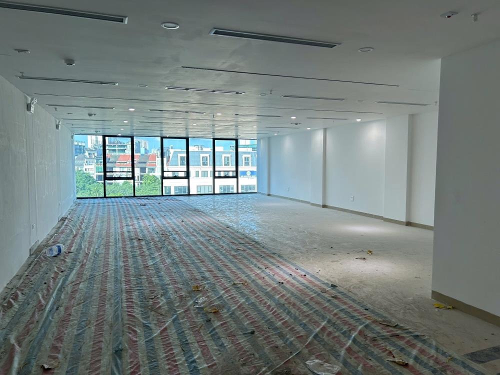 Cho Thuê Tòa Nhà Lô Góc 2 Mặt Tiền 216 Trịnh Đình Cửu, Vị Trí Vàng Quận Hoàng Mai