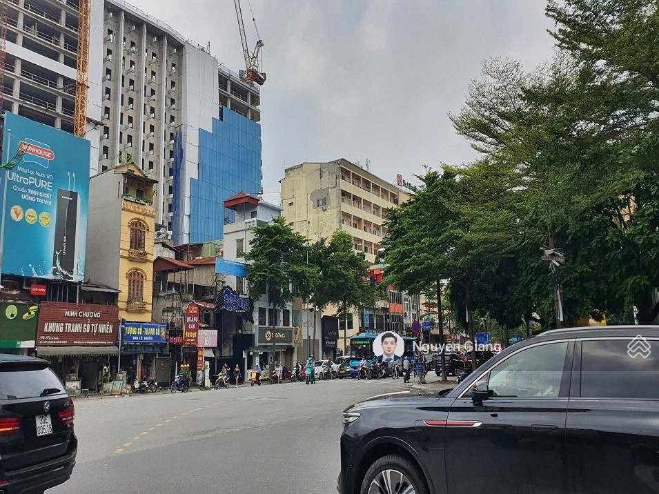 Bán nhà mặt phố Lê Duẩn - Vị trí đắc địa, kinh doanh sầm uất - Giá 60.1 tỷ