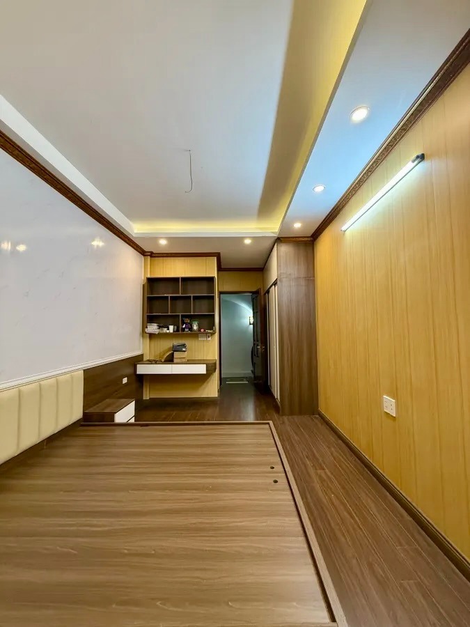 Bán nhà 5 tầng Hoàng Mai, Ngõ Ba Gác - Giá Tốt, Pháp Lý Chuẩn