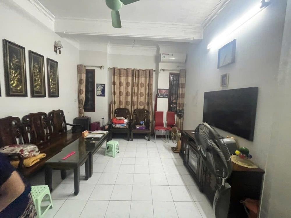 Bán nhà Xuân Diệu, Tây Hồ - 50m2, 5 tầng, lô góc, ô tô vào tận cửa - 20.8 tỷ