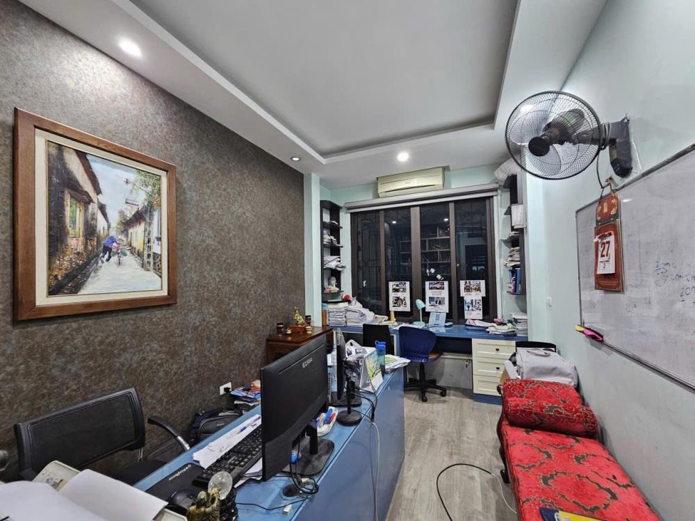 Nhà Trần Phú Hà Đông - 4 Tầng, 40m2 - Ô Tô Đỗ Cửa - Giá 10.9 Tỷ