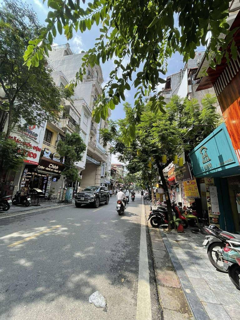 Nhà Mặt Phố Hàng Điếu - Trung Tâm Hoàn Kiếm - Doanh Thu 45tr/Tháng