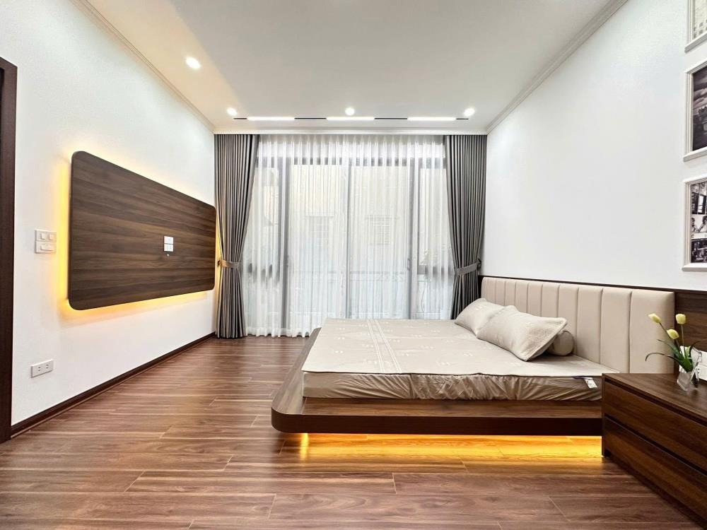 Bán nhà Kim Mã, Ba Đình - 43m², 5 tầng, Mặt tiền 4.2m - 15.5 tỷ