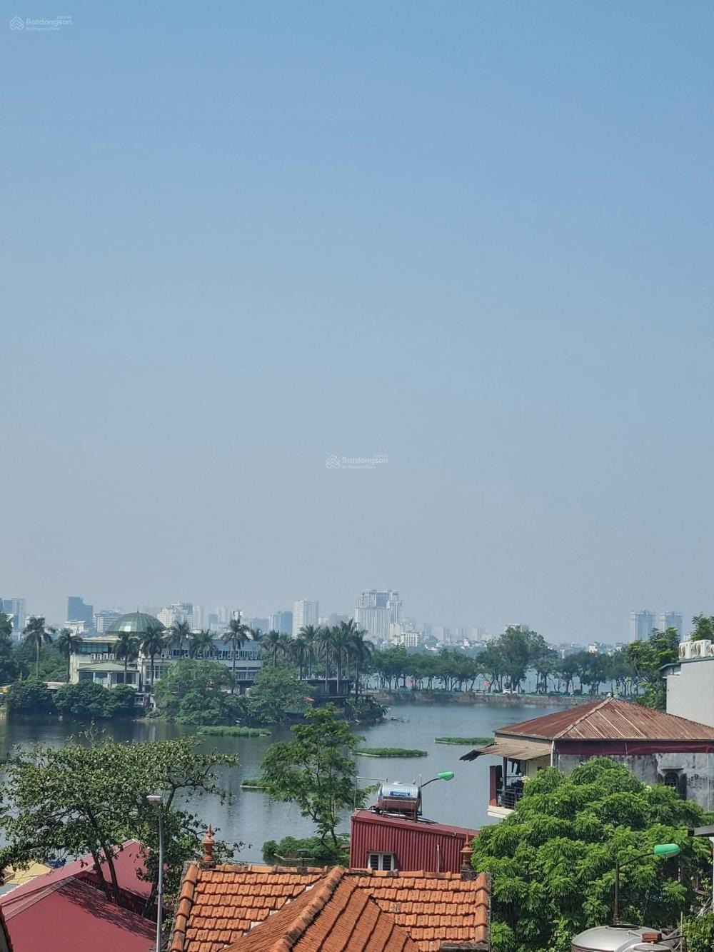Bán nhà mặt phố Phạm Hồng Thái, Cửa Bắc - 320m2, Mặt tiền 10m, View Hồ Tây