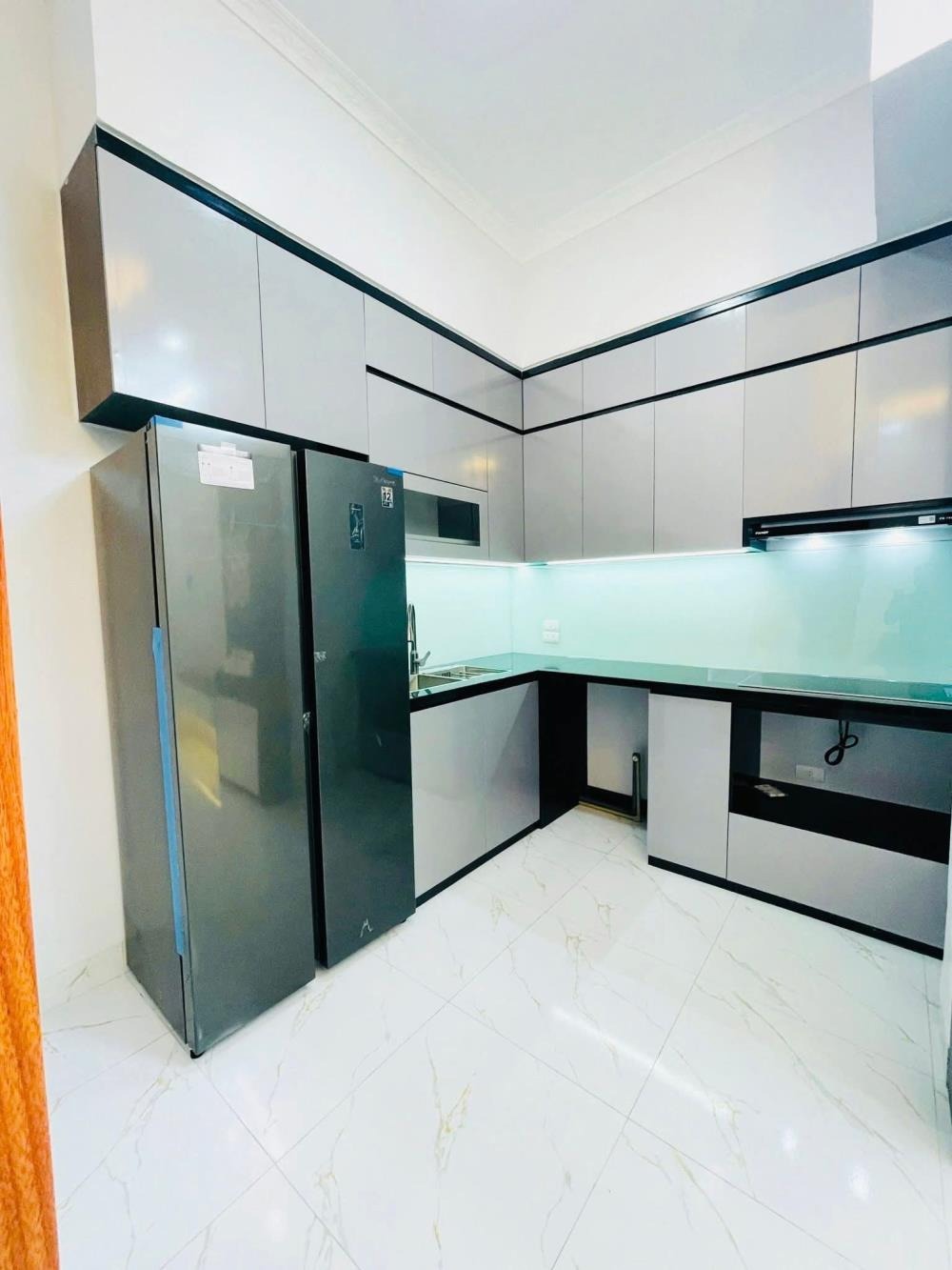 Nhà Mới Cứng Giá Tốt Tại Di Trạch: 32.7m2, Full Tiện Nghi, Gần Đường Lớn