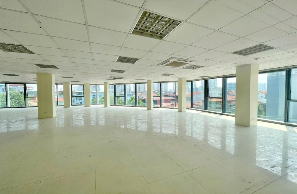 Cho Thuê Văn Phòng Cầu Giấy - Diện Tích 190m2 - Lô Góc 2 Mặt Tiền