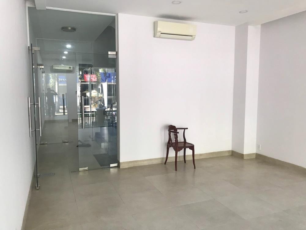 Cho thuê nhà phố Him Lam Nguyễn Thị Thập - 55 triệu/tháng