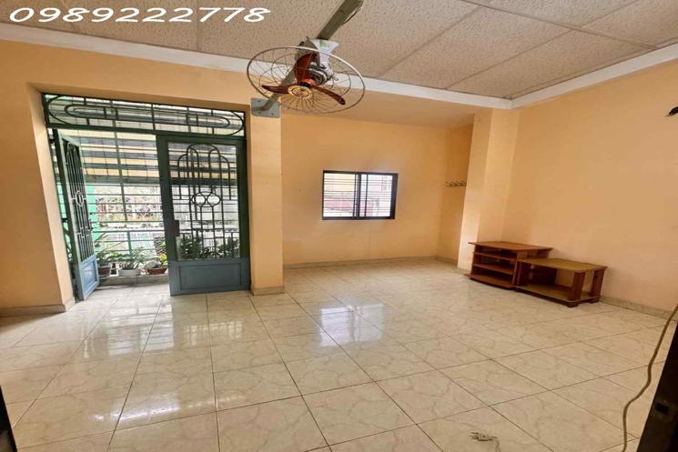 BÁN NHÀ GẤP NGUYỄN  TRÃI .Q1 - 33M2 NGANG 4M - 4 TẦNG - GẦN HXH - TRẦN ĐÌNH XU - NGUYỄN CƯ TRINH 