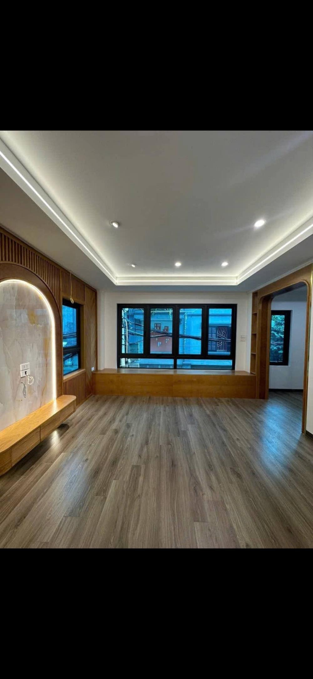 Bán nhà phố Vũ Tông Phan, Thanh Xuân - 46m2, 8 tầng, ô tô tránh, giá 18.39 tỷ