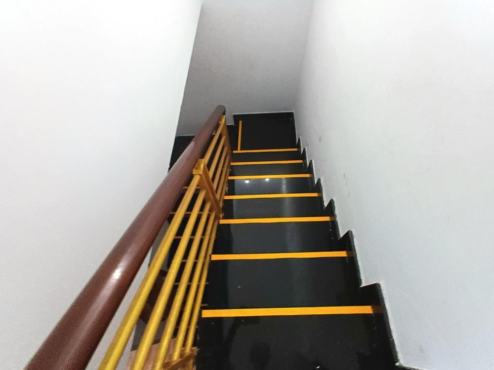 Nhà Quận 10 - Vĩnh Viễn 36m² 4 Tầng - 6.3 Tỷ - Cách Mặt Tiền 30m