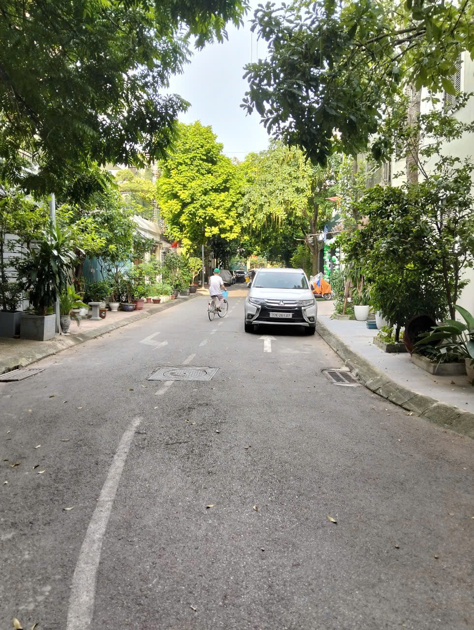 Bán Biệt Thự Nhà Vườn Cao Cấp Lô Góc Phố Lương Đình Của, Đống Đa - 36 Tỷ