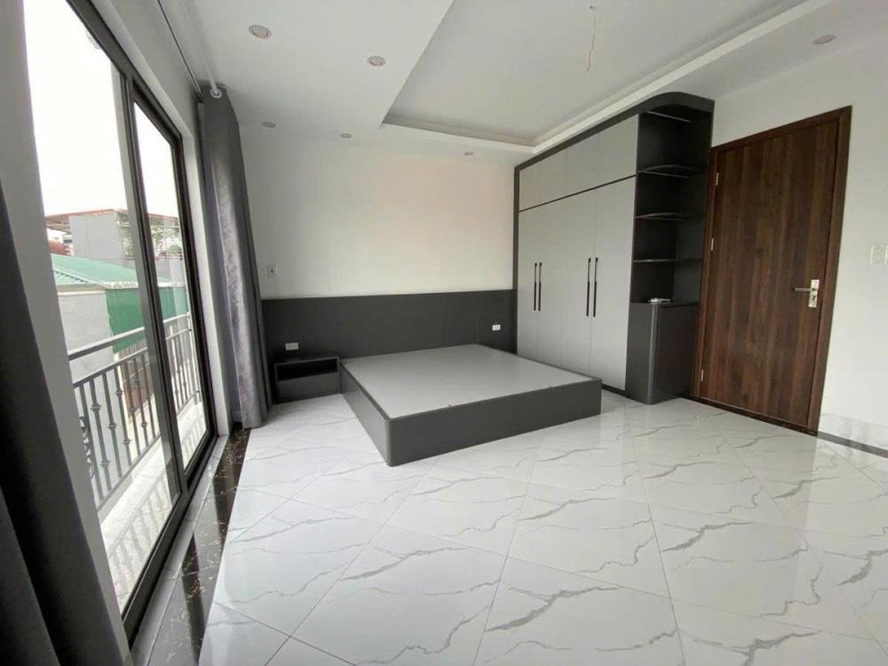 Nhà Mặt Phố Kim Mã - Vị Trí Vàng, 42m2, Giá 32 Tỷ