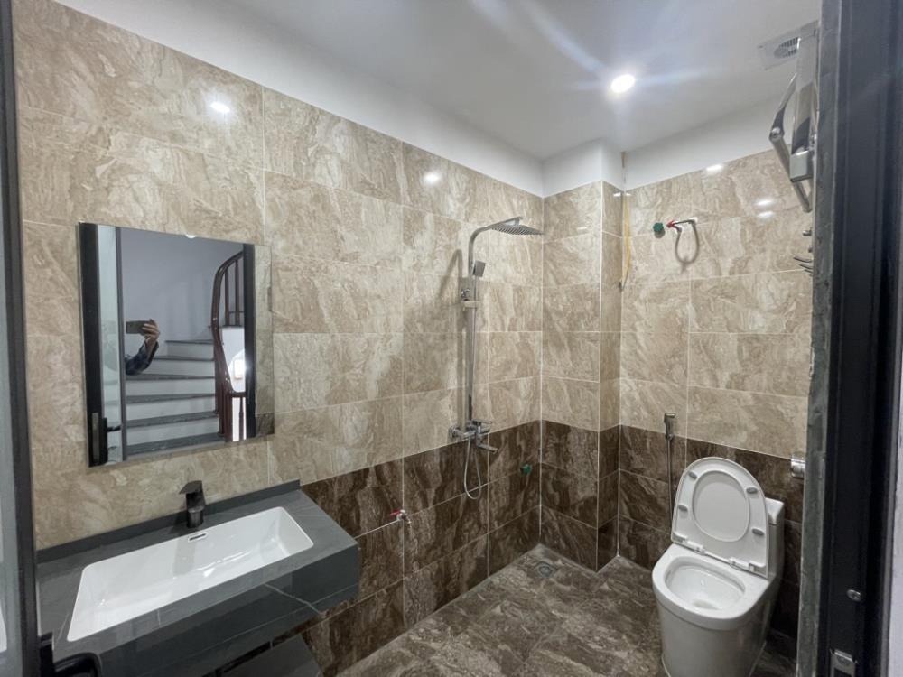 Bán nhà Xuân Phương 35m2, 5 tầng, Ô tô vào nhà, Giá 6 tỷ