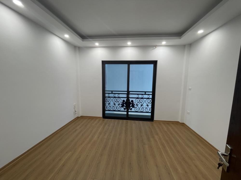 Bán nhà Xuân Phương 35m2, 5 tầng, Ô tô vào nhà, Giá 6 tỷ