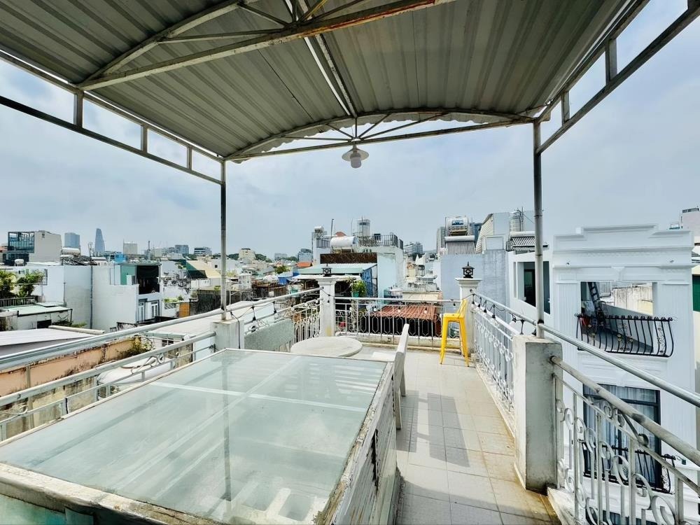 Bán nhà Quận 3 - 4 Tầng, Thiết Kế Đẹp, Khu Phân Lô Bàn Cờ - Chỉ 6 Tỷ