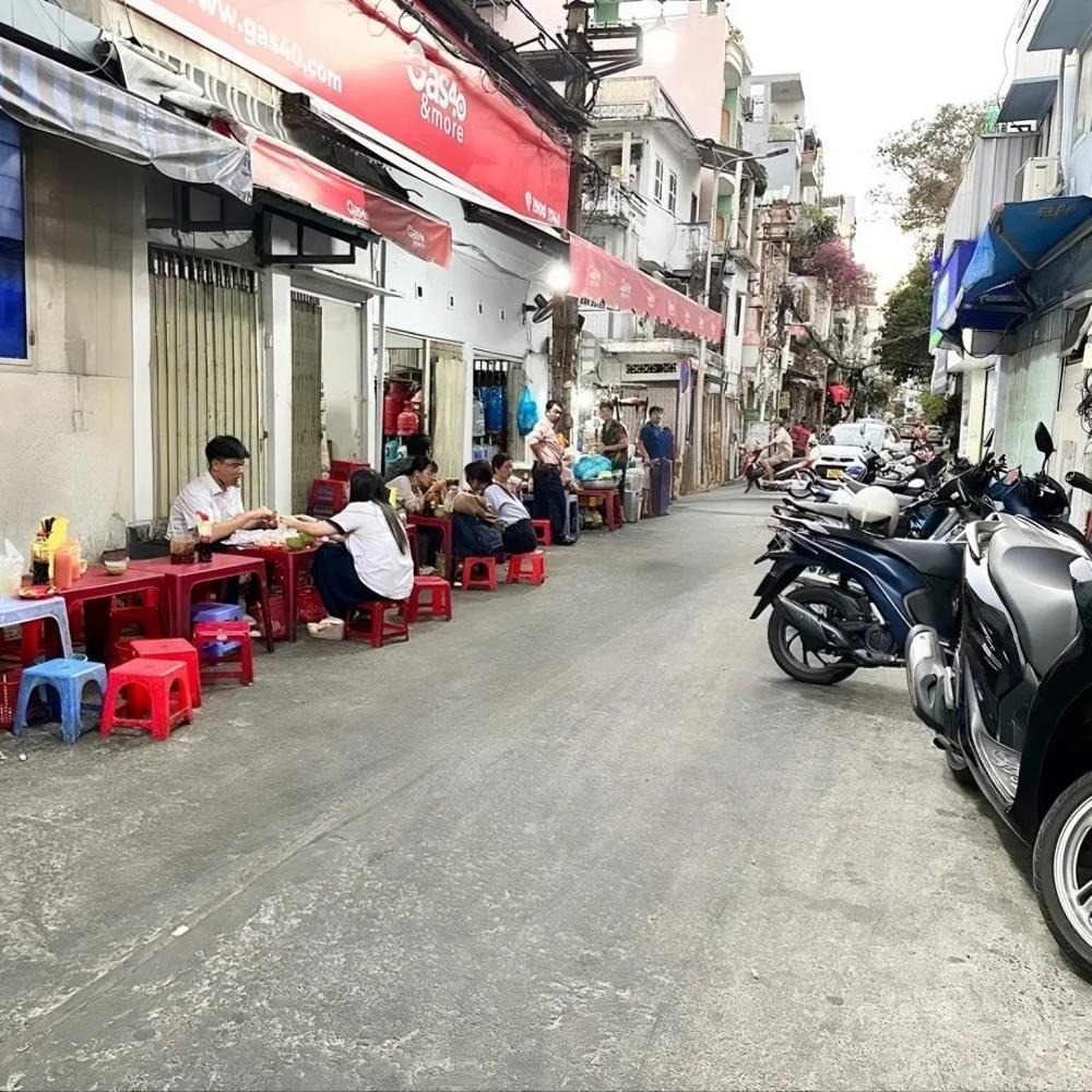 Bán Nhà 2 Tầng HXH Thông Vườn Chuối, Cư Xá Đô Thành, Quận 3 - 5.2 Tỷ