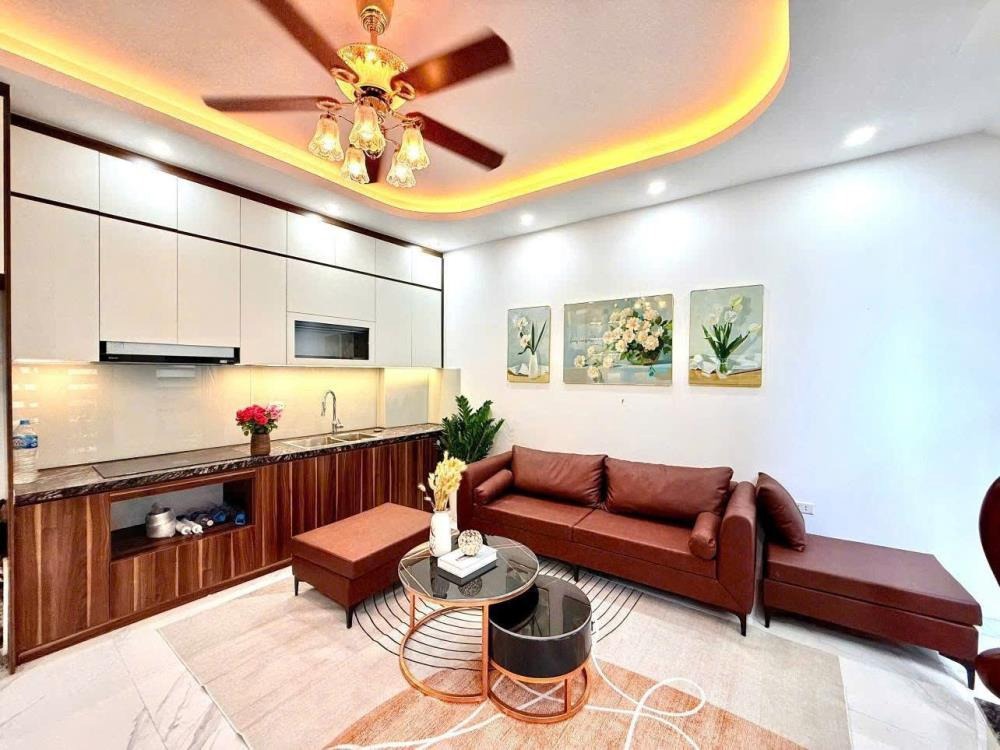 Bán Nhà Phố Phạm Tuấn Tài, Cầu Giấy - Phân Lô, Ô Tô Tránh, Giá 19 Tỷ