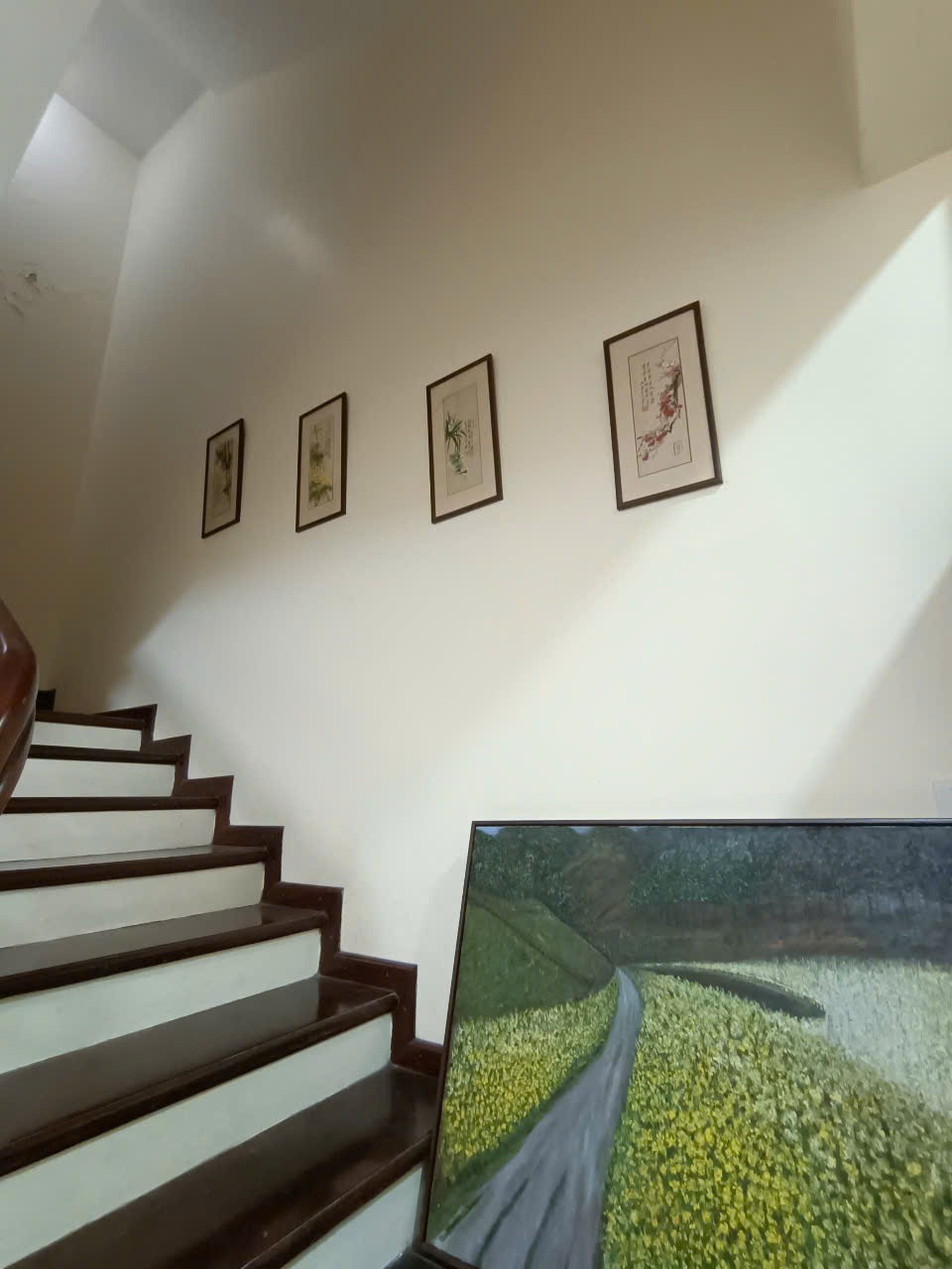 Nhà Thụy Khuê 8m, 104m², 4 Tầng, Gần Hồ Tây - Giá Tốt Nhất