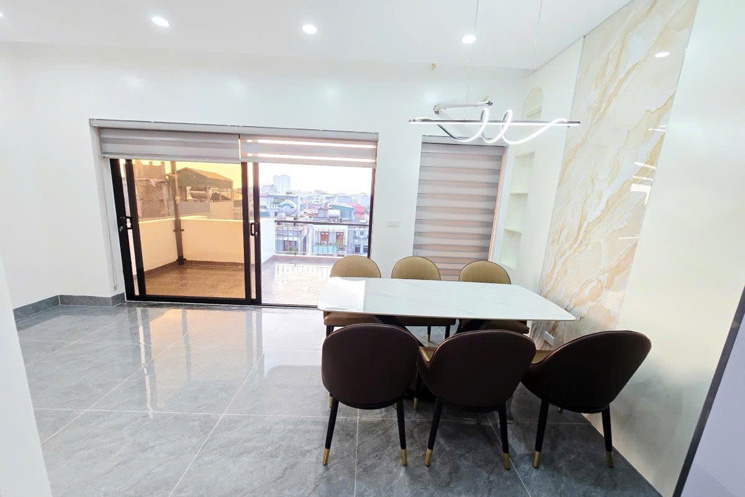 Bán nhà Nguyễn Văn Linh 45m MT5.1m 6 tầng thang máy gara ô tô hơn 11 tỷ