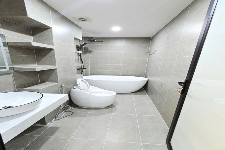 Bán nhà Nguyễn Văn Linh 45m MT5.1m 6 tầng thang máy gara ô tô hơn 11 tỷ