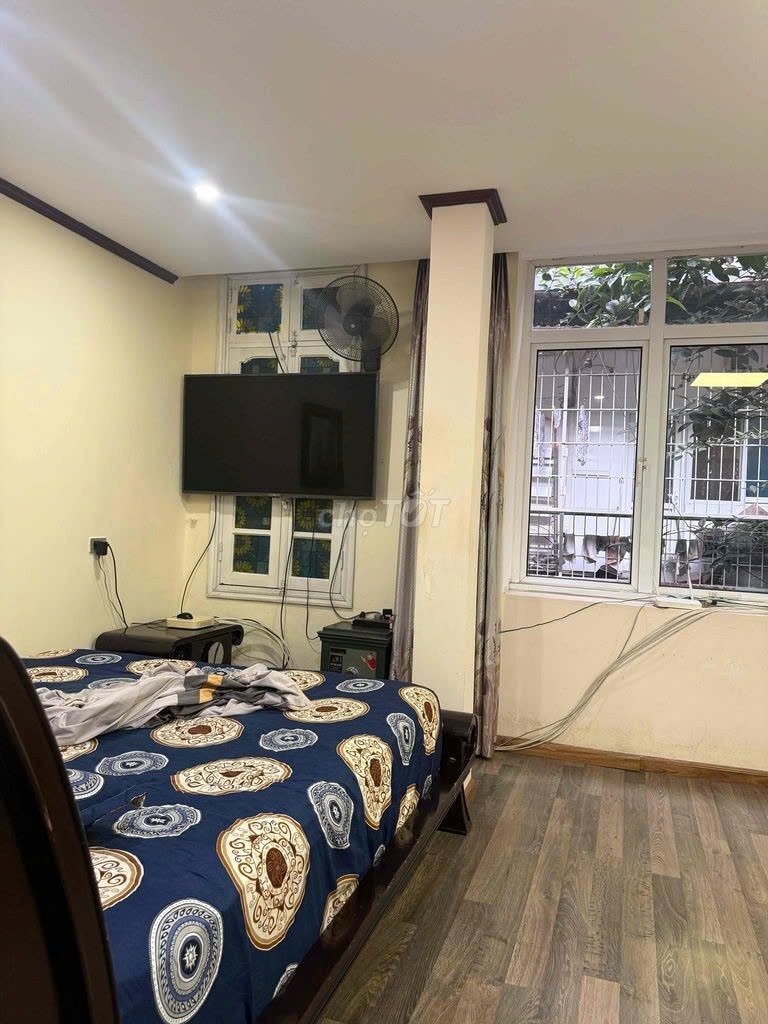 Cho Thuê Nhà 4 Tầng Núi Trúc, Ba Đình - Giá 20tr/Tháng