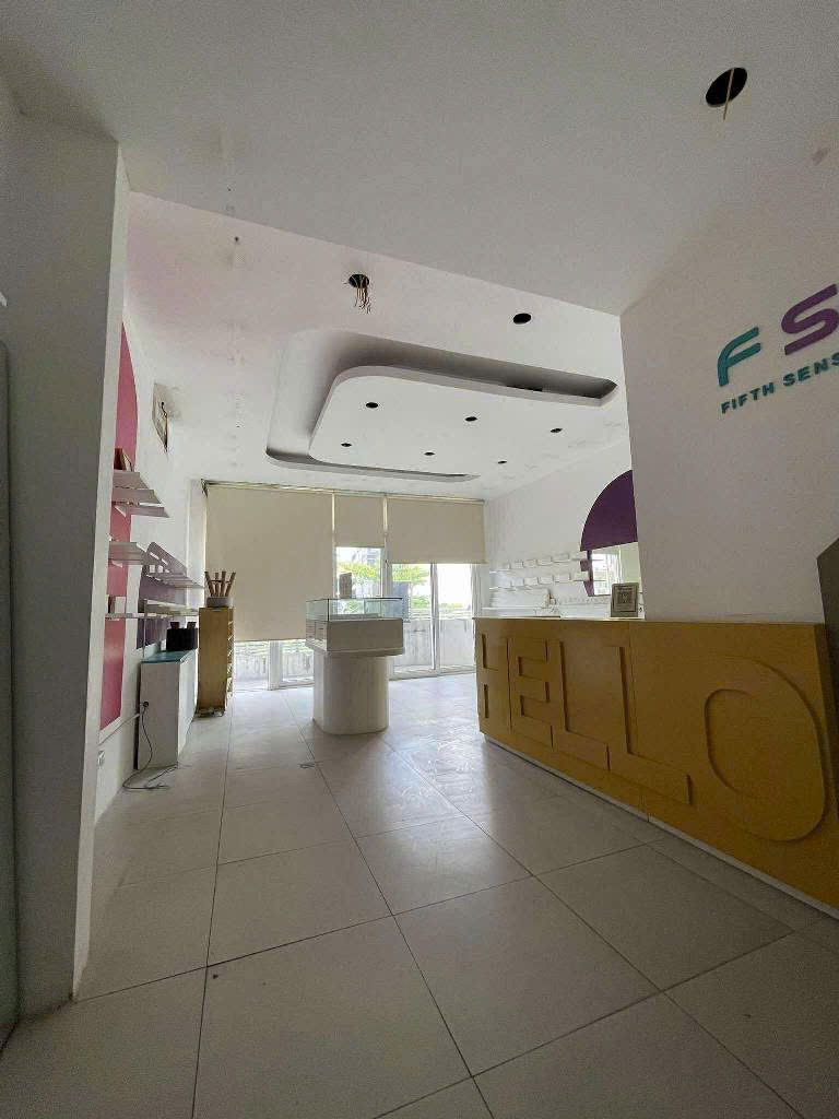 Mặt Phố La Thành - Giảng Võ - Ba Đình: Vị Trí Vàng - Kinh Doanh Đỉnh Cao - 52m²
