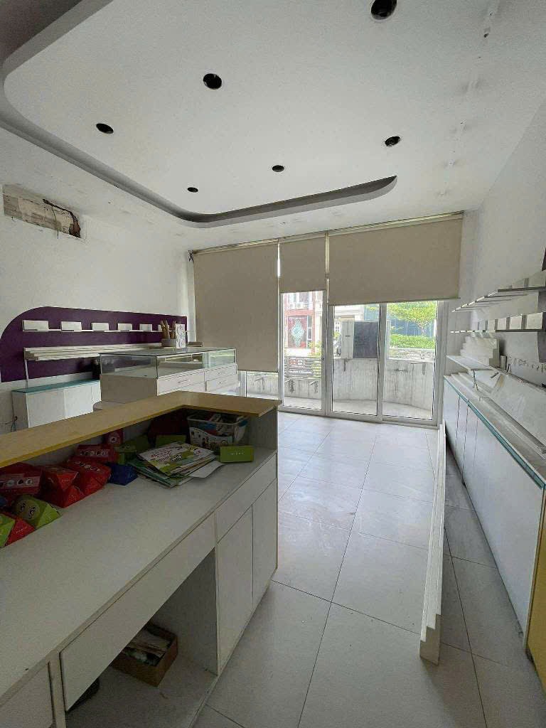 Mặt Phố La Thành - Giảng Võ - Ba Đình: Vị Trí Vàng - Kinh Doanh Đỉnh Cao - 52m²
