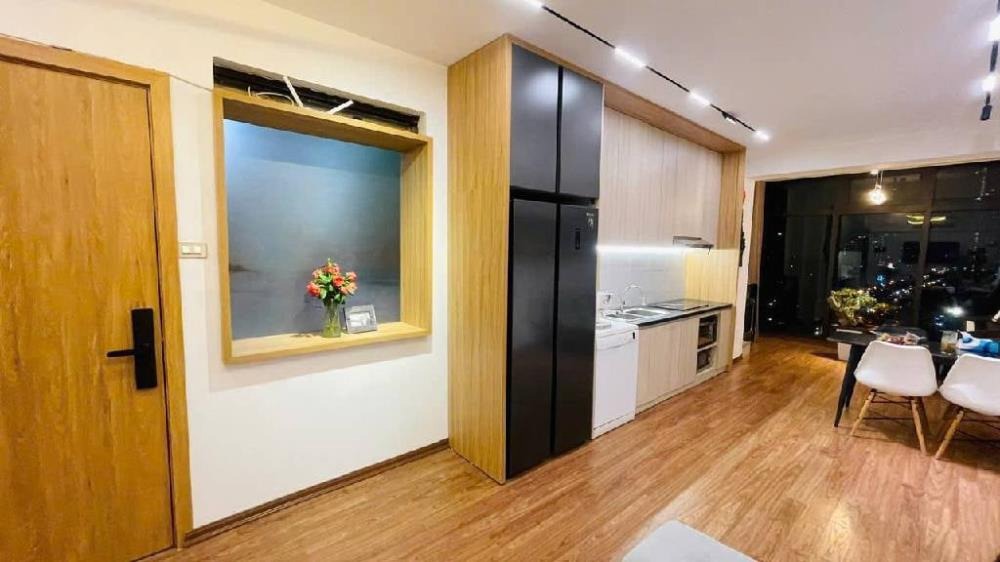 Căn Hộ View Hồ Đền Lừ - 2PN, Full Tiện Ích - Giá 4 Tỷ+