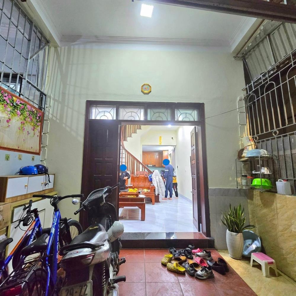 Bán nhà Cổ Nhuế 45-58m2, 3 Tầng, Mặt Tiền 4.1m, 8.2 Tỷ - Góc 3 Thoáng, Ô Tô Quay Đầu
