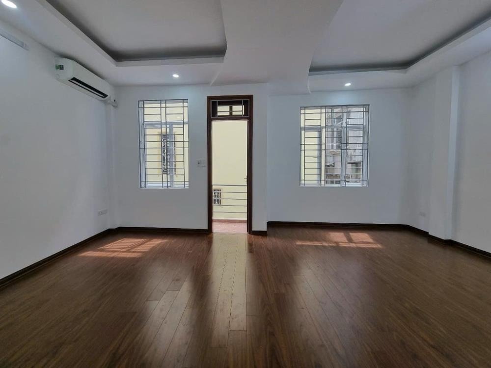 Bán nhà Từ Liêm, Thượng Cát - 5 tỷ, 38m², 5 tầng, Mặt tiền Rộng
