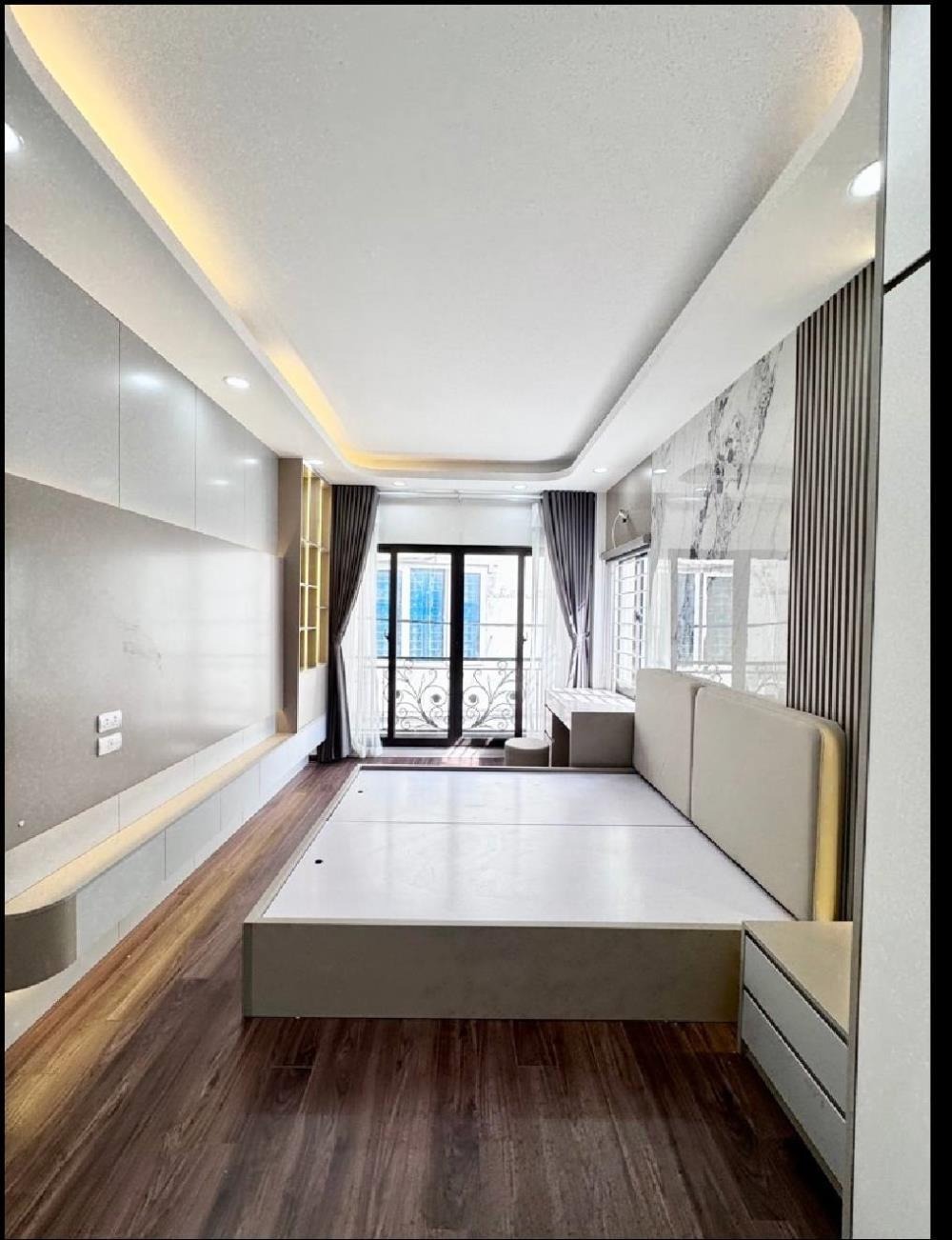 Bán nhà Tam Trinh 35m² 6 Tầng - Vị Trí Đắc Địa, Giá Tốt