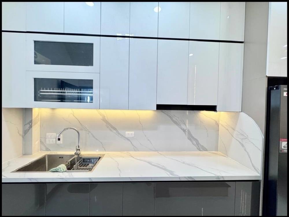 Bán nhà Tam Trinh 35m² 6 Tầng - Vị Trí Đắc Địa, Giá Tốt