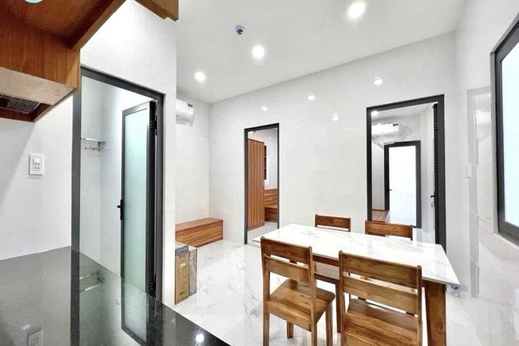 Căn Hộ Dịch Vụ 12 Phòng  Dương Quảng Hàm
