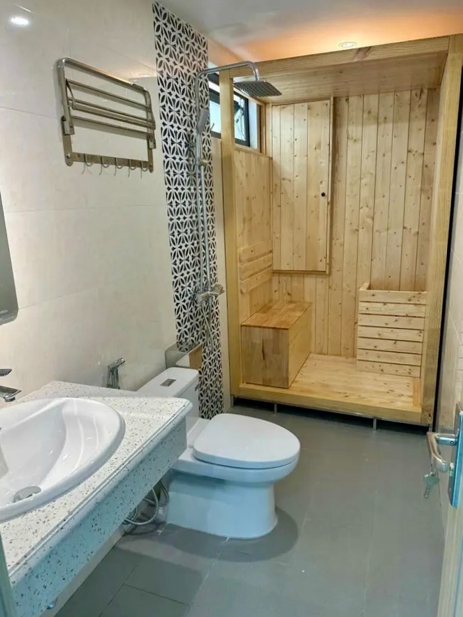 Bán nhà phố Vũ Tông Phan, Thanh Xuân: 8 tầng, thang máy, ô tô vào nhà, gara