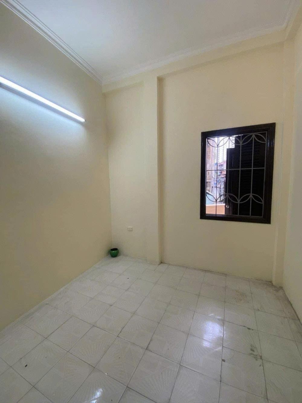 Cho Thuê Nhà Ngõ 128C Đại La, Hà Nội - 4 Phòng Ngủ, Ô Tô Đỗ Cửa