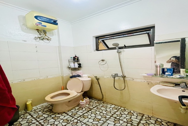 HÀNG HIẾM TRUNG TÂM CẦU GIẤY- 4 PHÒNG K.KÍN – GẦN HỒ THOÁNG  _ 5 TẦNG – 30M2 – 8,25 TỶ
