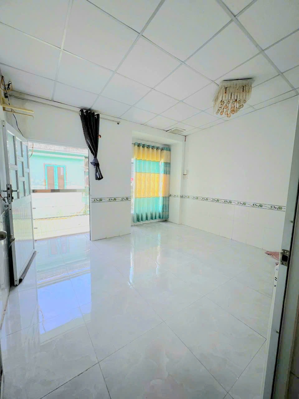 Bán Gấp Nhà Chính Chủ Hóc Môn Giá Chỉ 549 Triệu - Vị Trí Đắc Địa