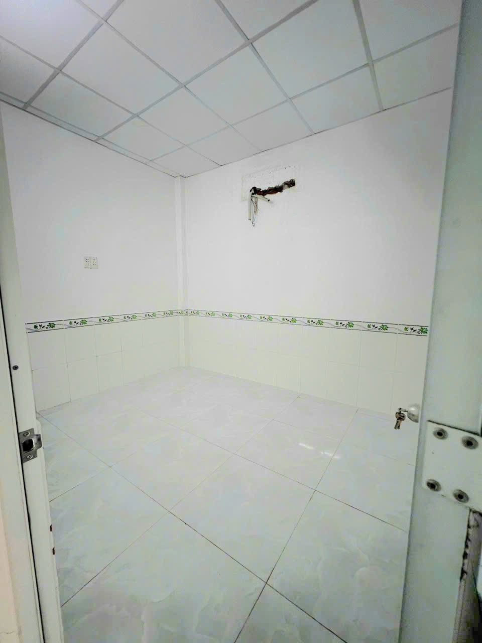 Bán Gấp Nhà Chính Chủ Hóc Môn Giá Chỉ 549 Triệu - Vị Trí Đắc Địa