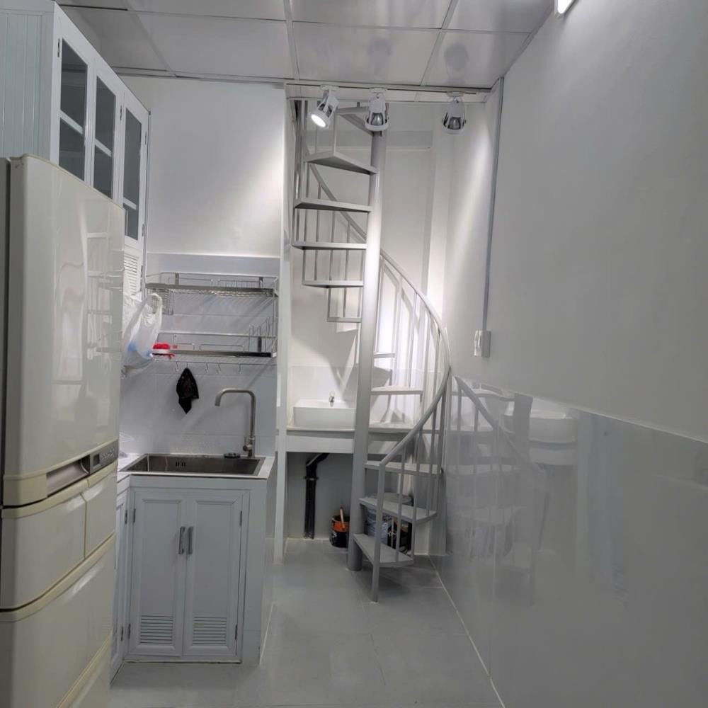 Bán nhà mặt tiền Phú Nhuận - 2 tỷ, Giáp Phan Xích Long, Phan Đăng Lưu