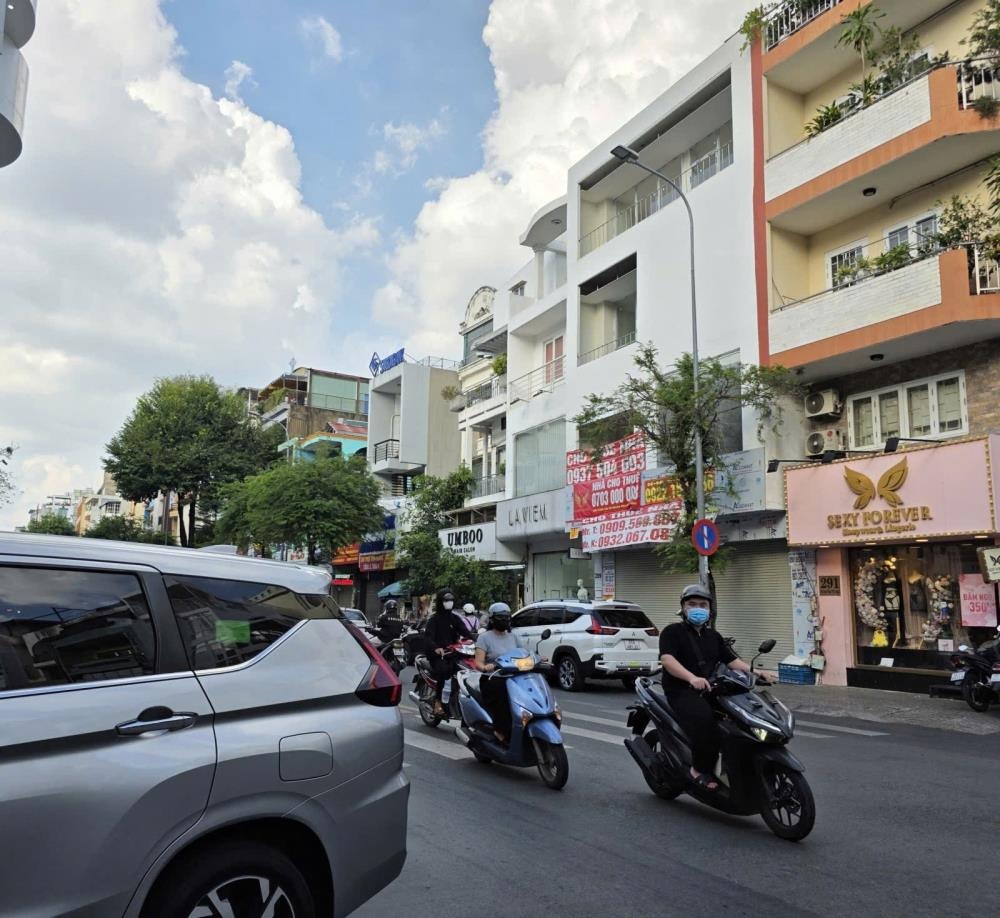 Bán nhà 5 tầng, 3 mặt thoáng, HXH Võ Văn Tần, Quận 3 - 16.5 tỷ