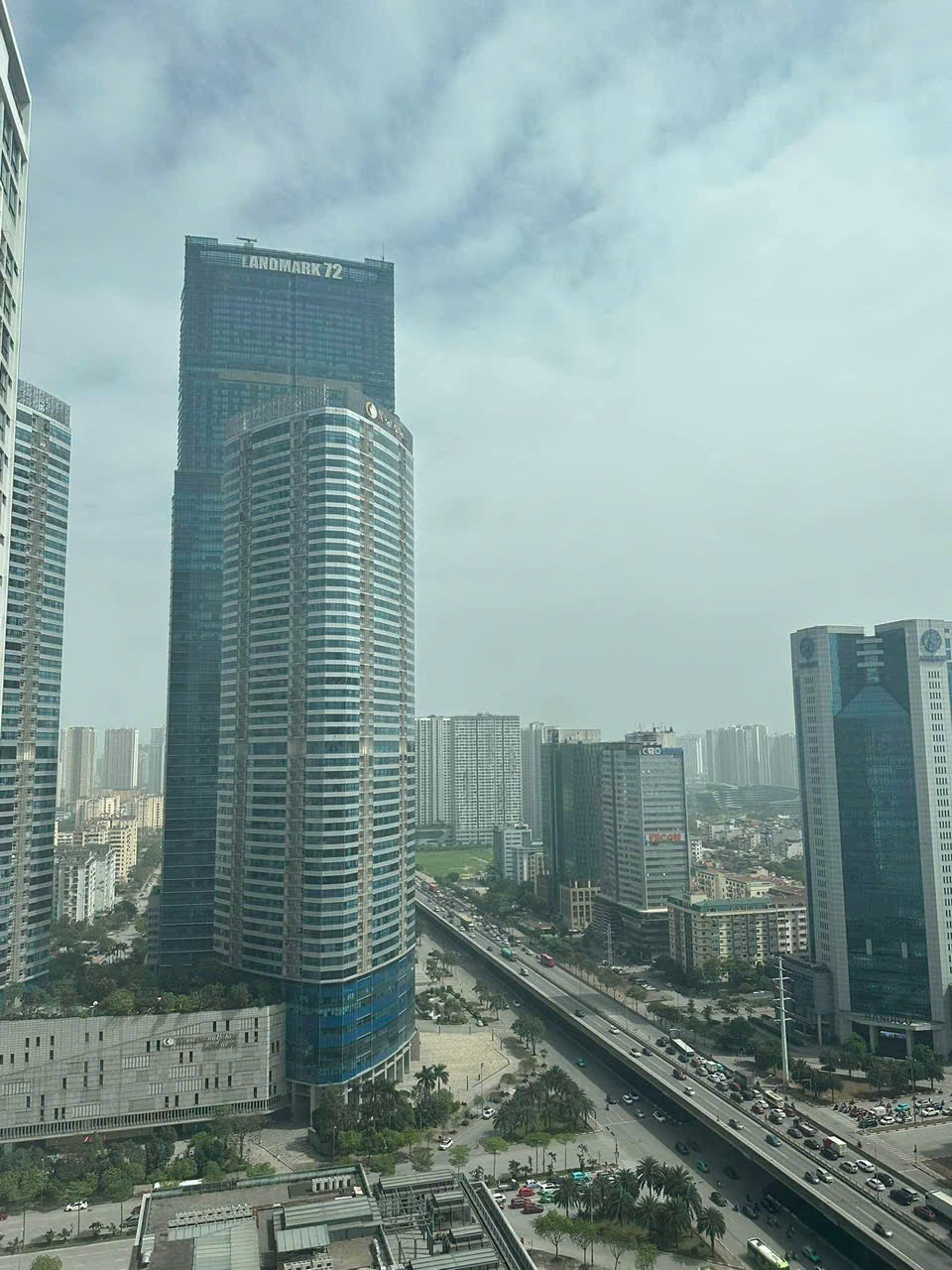 Bán căn hộ Skylake 4PN, 133m2, View Hồ Yên Hòa - Giá 17.5 tỷ